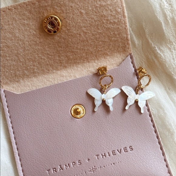 Zaya Earrings - Picture 4 of 5